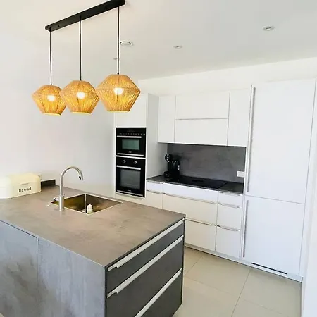 Apartment Luxury 1 Bedroom With Terrace&parking *